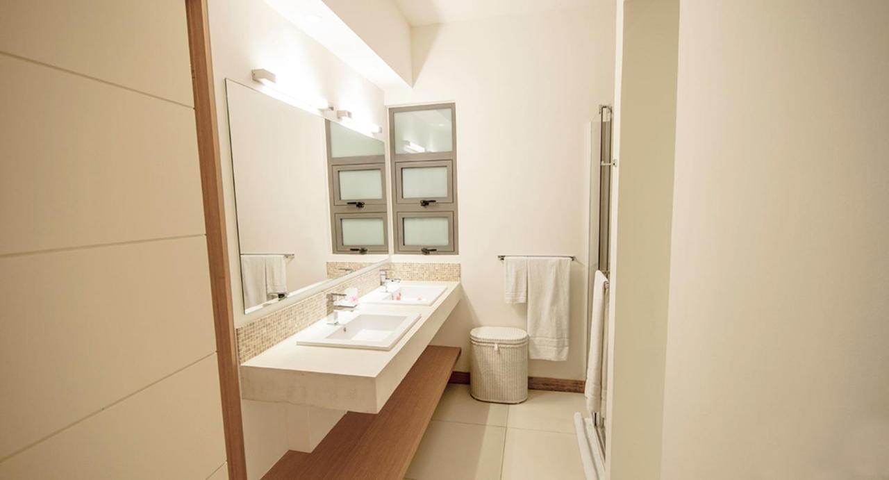 Cap Ouest Luxury Beachfront Flic-en-Flacq Zewnętrze zdjęcie