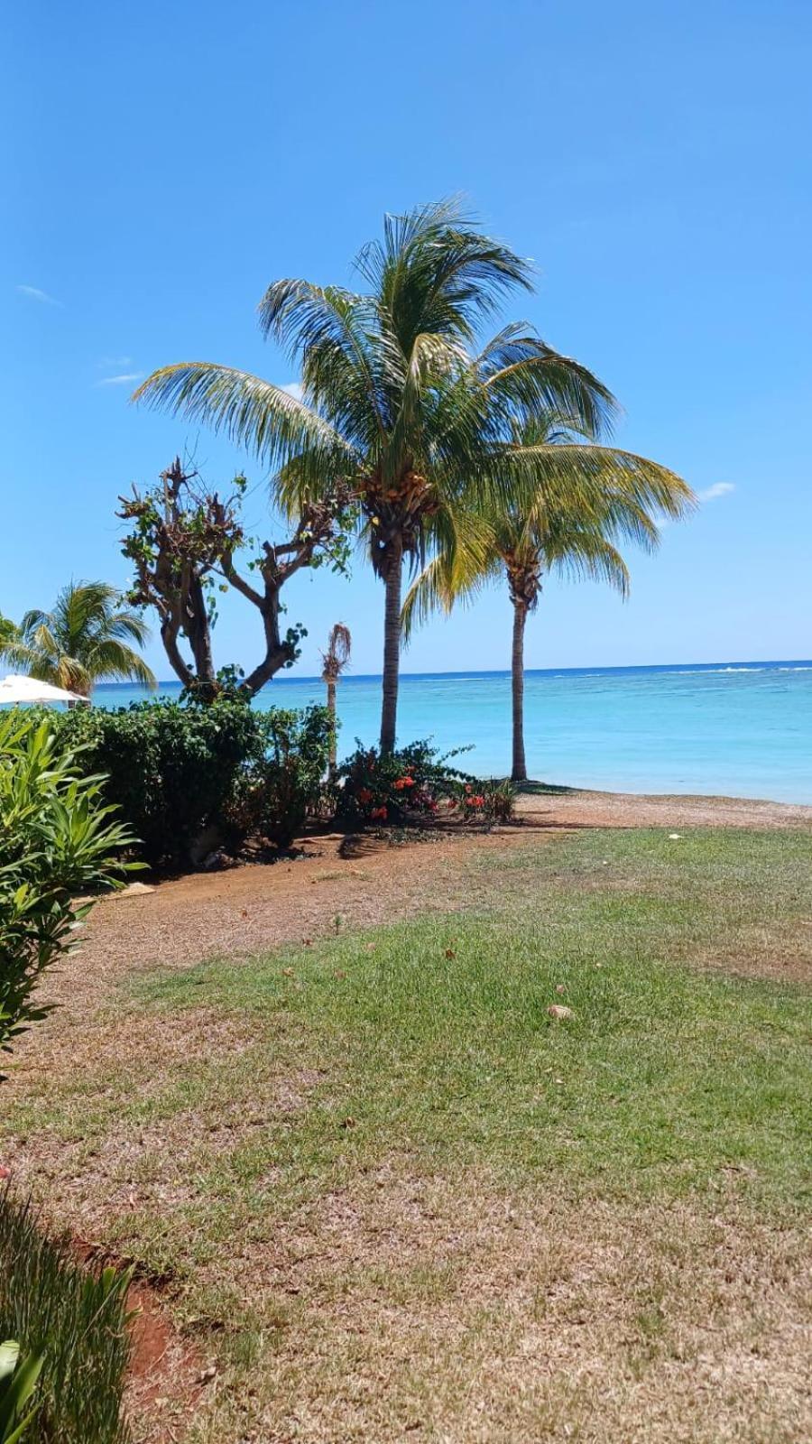Cap Ouest Luxury Beachfront Flic-en-Flacq Zewnętrze zdjęcie